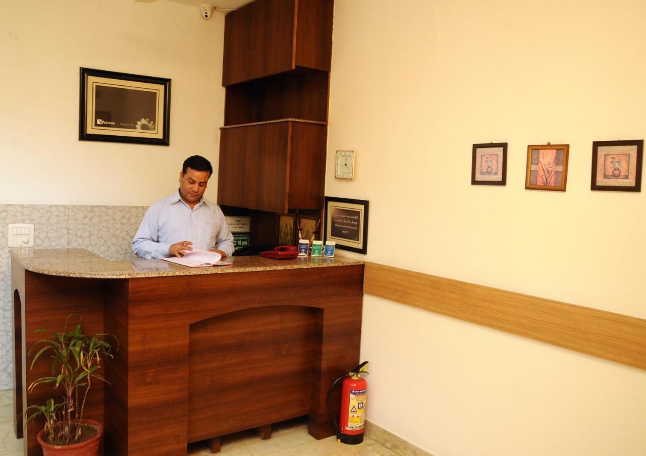 ג'לנדהר Hotel Westend מראה חיצוני תמונה
